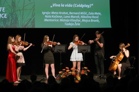 ZLATE PETICE 53 FOTO LJUBO VUKELIČ